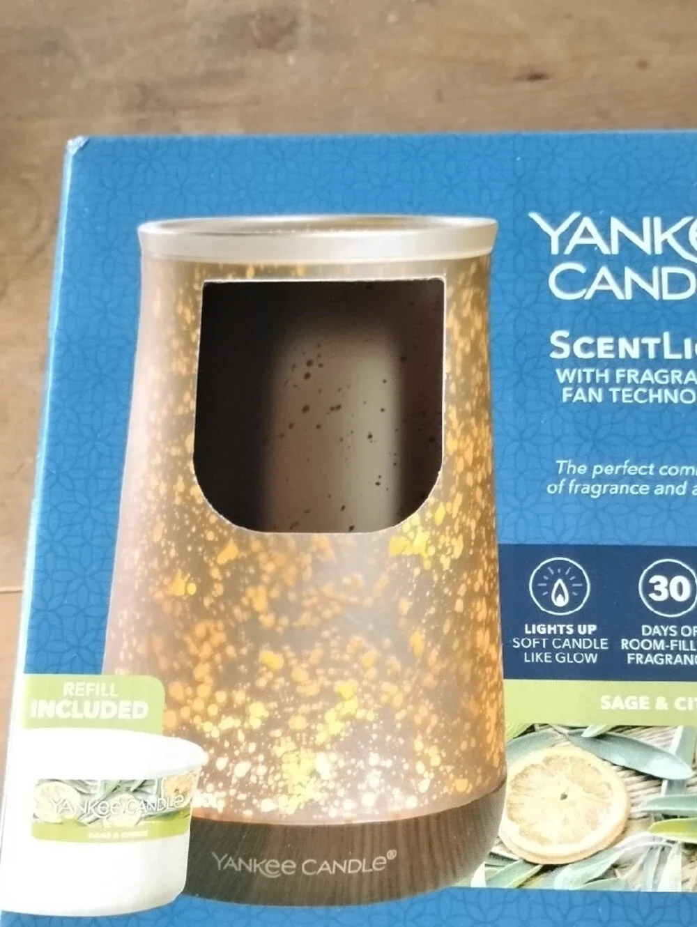 Yankee Candle Gold ScentLight Warmer with White Insert